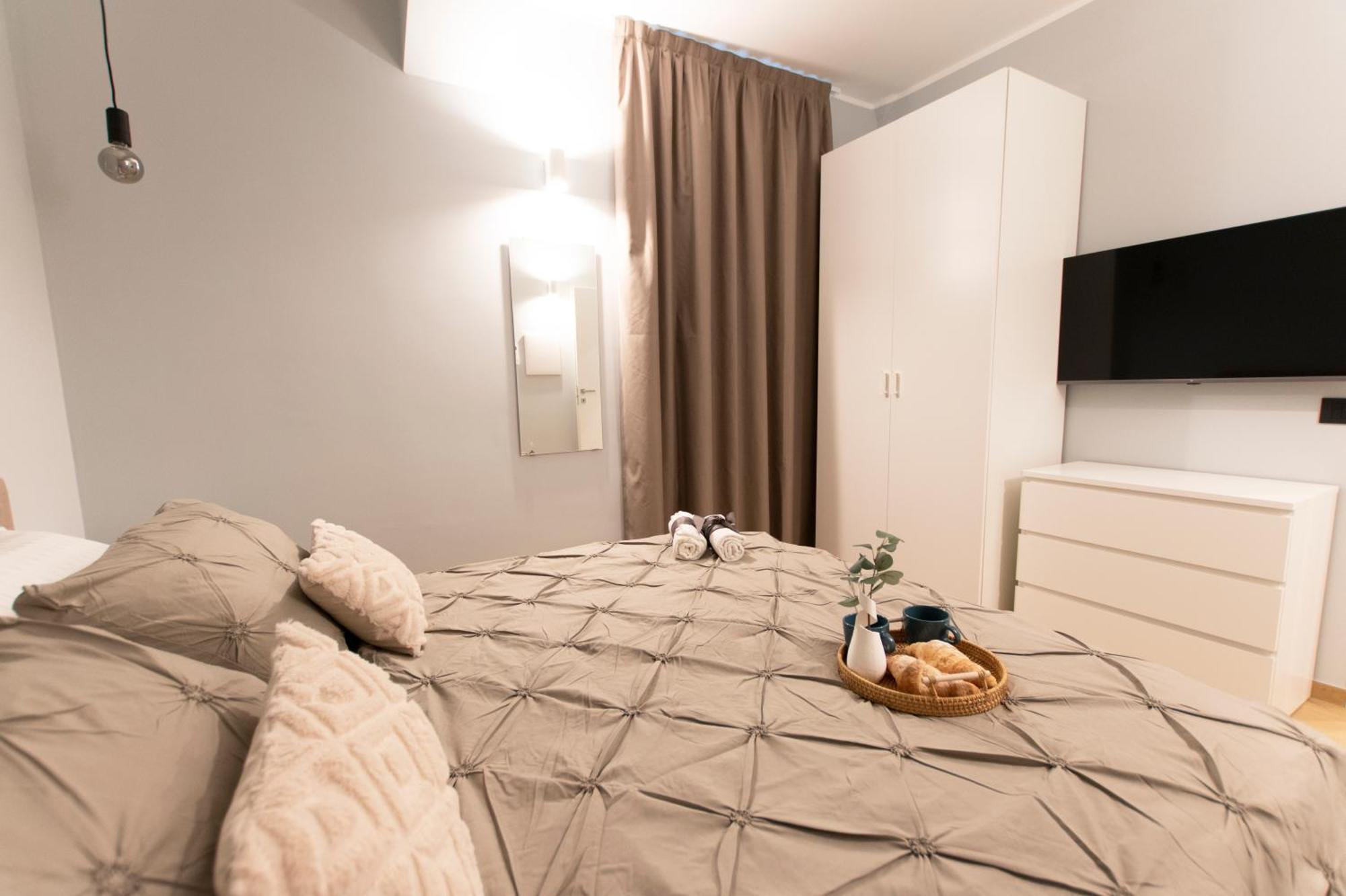 Апартаменты Ihost Luxury -Private Parking- Plana 4 Милан Экстерьер фото